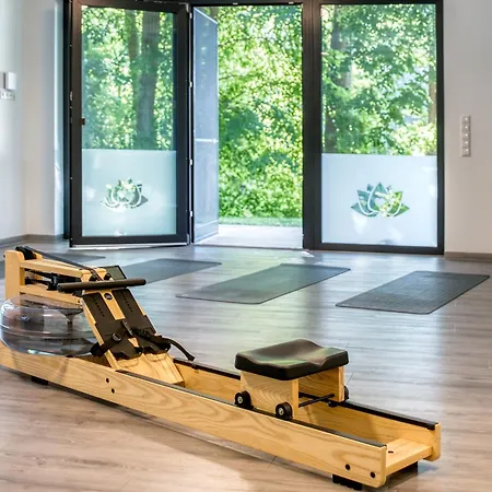 Yogasutra - Stilvolles 3-zimmer-apartment Mit Seeblick, Balkon & Sauna Krakow am See