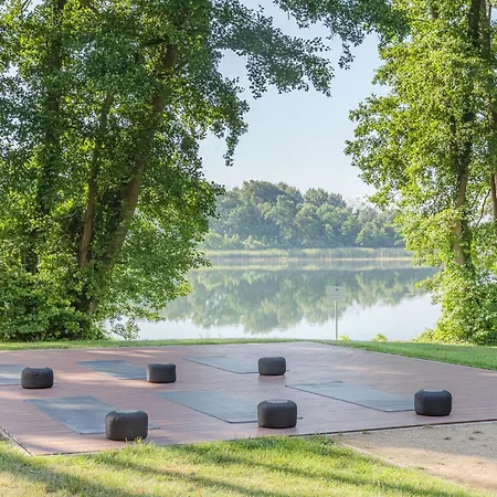 Lejlighed Yogasutra - Stilvolles 3-zimmer-apartment Mit Seeblick, Balkon & Sauna