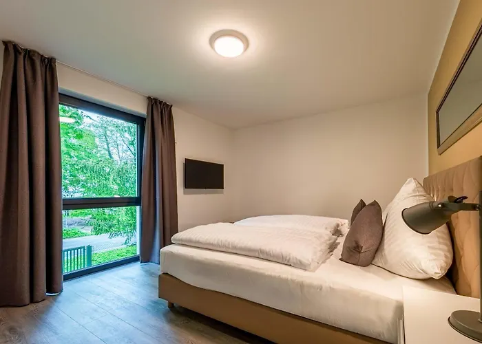 Brummer - Stilvolles 3-zimmer-apartment Mit Seeblick, Balkon & Sauna *
